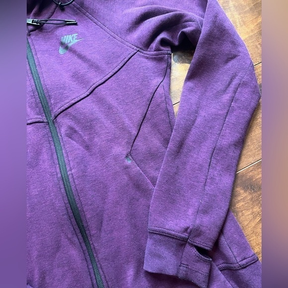 Womens NIKE TECH FLEECE WINDRUNNER Jacket HOODIE Purple Size XS SOLD AS IS - Picture 3 of 7